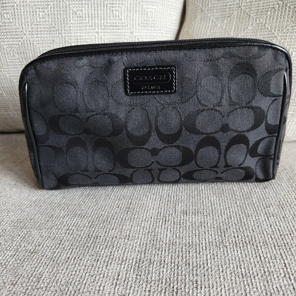 Coach black jacquard with black patent trim cosmetic full zip travel bag